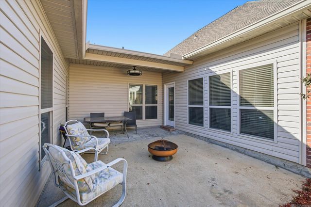 26079 Burlwood Ave, Denham Springs, LA 70726