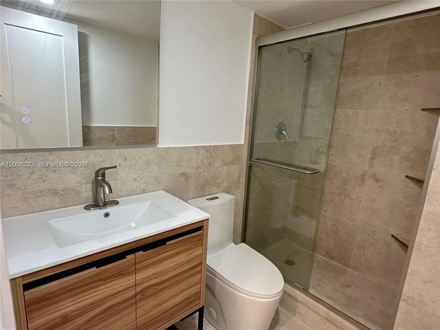 2851 NE 183rd St 109E, Aventura, FL 33160
