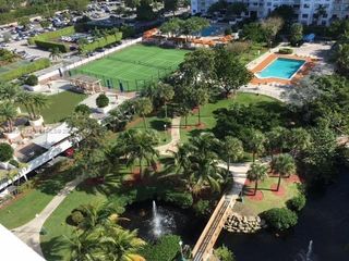 2851 NE 183rd St 109E, Aventura, FL 33160