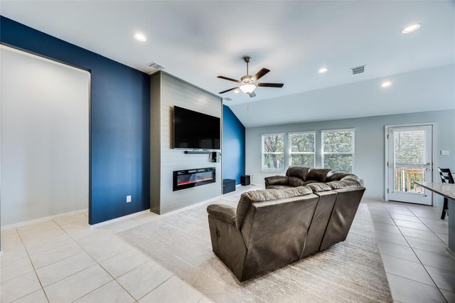 21302 Santa Rosa Ave, Lago Vista, TX 78645