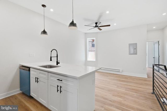 6128 GRAYS AVE, Philadelphia, PA 19142