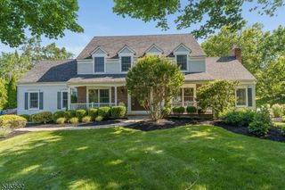 4 Fisher Ct, Raritan Twp., NJ 08822