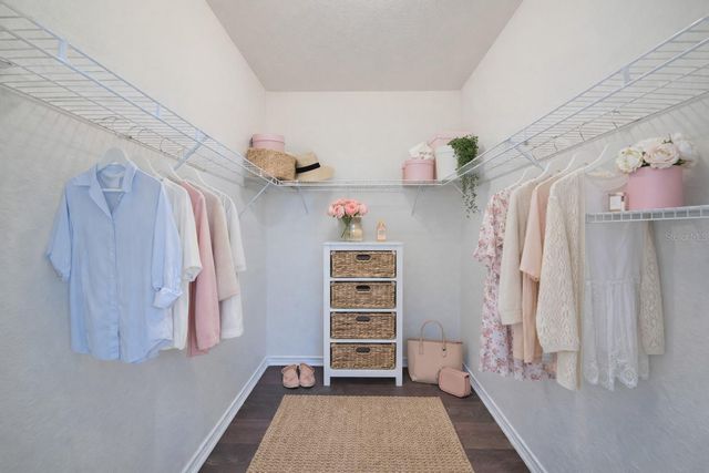 4323 BAYSIDE VILLAGE DRIVE 219, Tampa, FL 33615