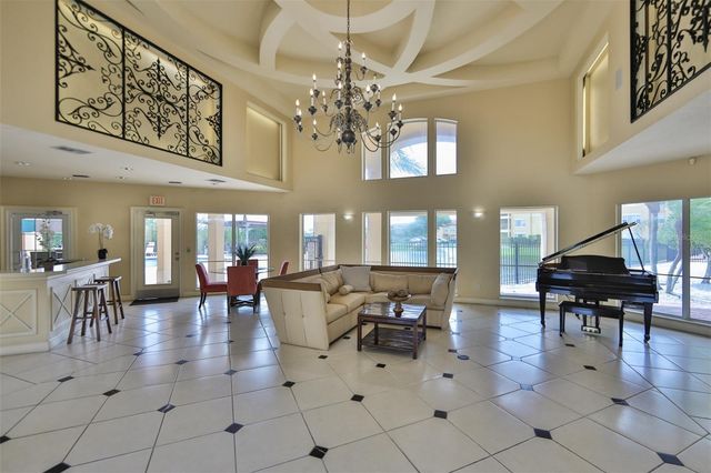 4323 BAYSIDE VILLAGE DRIVE 219, Tampa, FL 33615