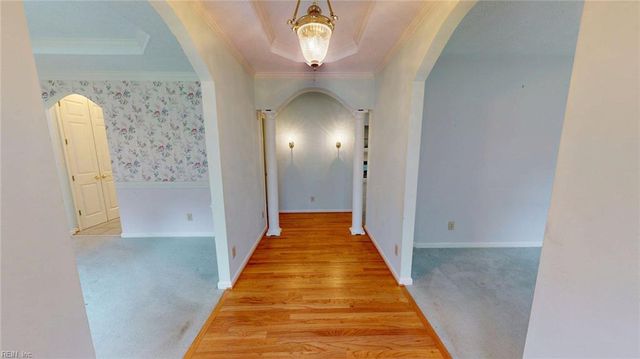 612 Wildwood CIR, Smithfield, VA 23430