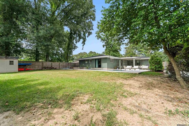 1076 Denbo Dr, Baton Rouge, LA 70806