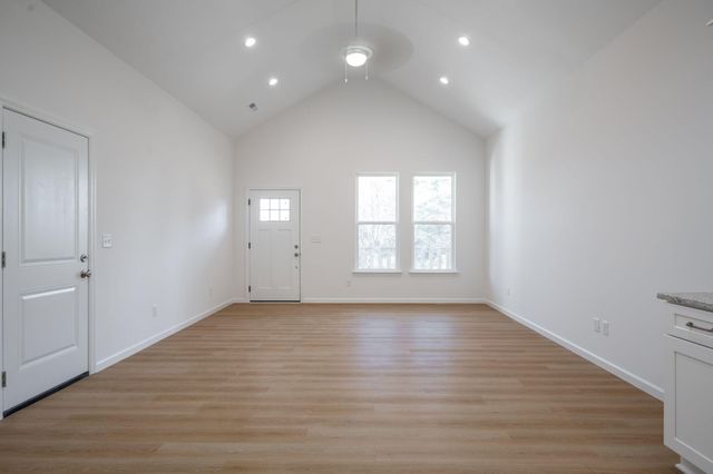3016 Addison Rd, Chattanooga, TN 37406