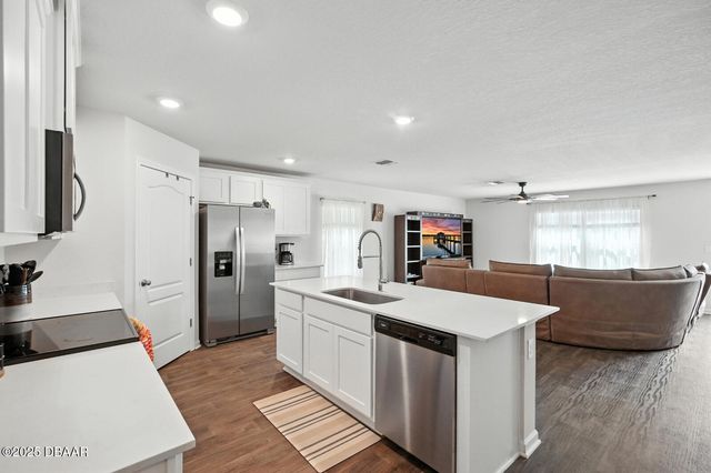 18 Poplar Drive, Palm Coast, FL 32164