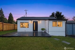 1747 1/2 NE 147th St, Shoreline, WA 98155