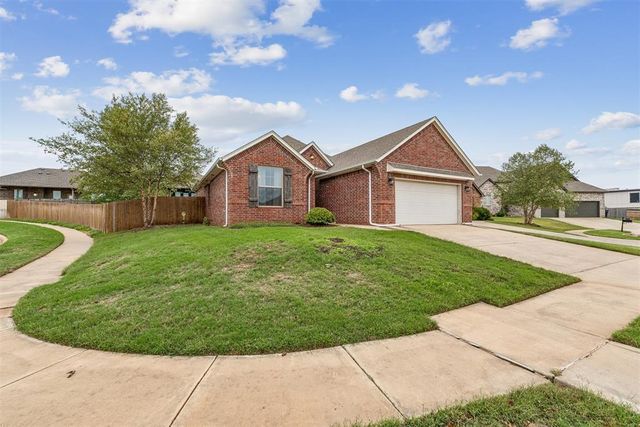 900 NW 190th Street, Edmond, OK 73012
