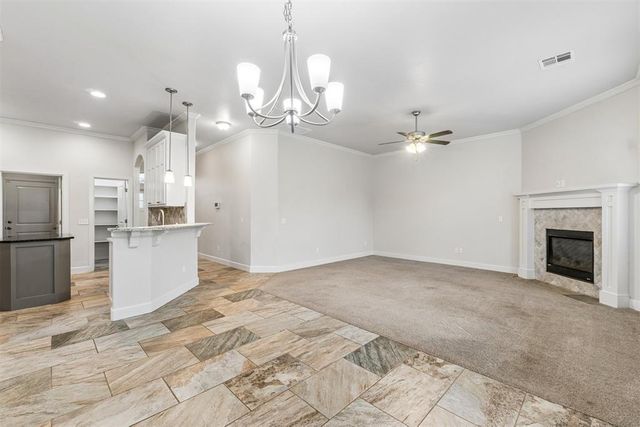 900 NW 190th Street, Edmond, OK 73012