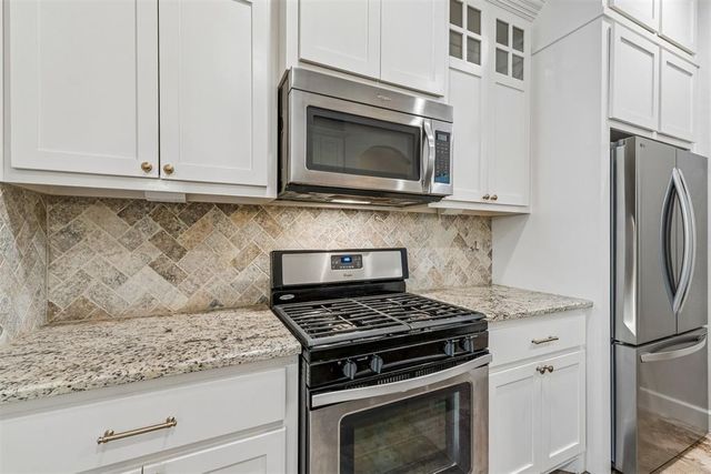 900 NW 190th Street, Edmond, OK 73012
