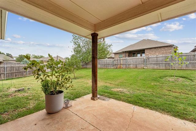 900 NW 190th Street, Edmond, OK 73012