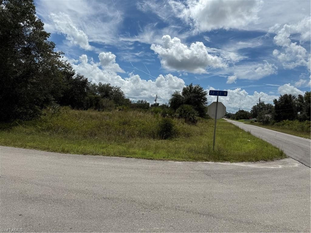 2513 72nd ST W, LEHIGH ACRES, FL 33971 — exterior