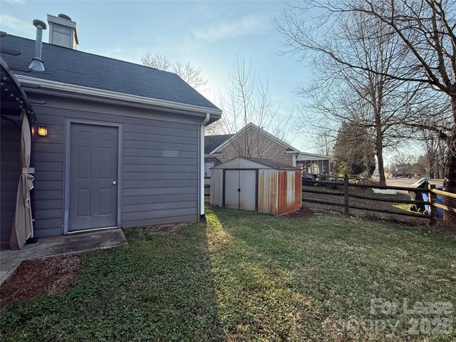 142 Green Dragon Court, Mooresville, NC 28115