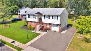 70 Highland Rd, North Haledon Boro, NJ 07508