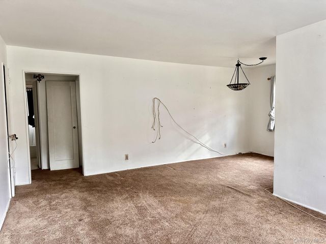 253-32 61st Avenue 1, Little Neck, NY 11362