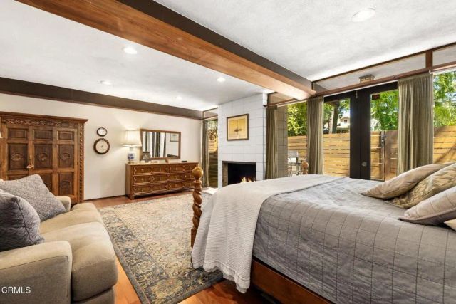 4639 El Camino Corto, La Canada Flintridge, CA 91011