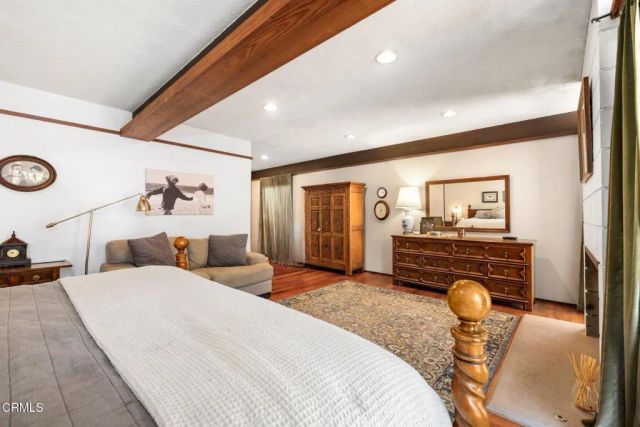 4639 El Camino Corto, La Canada Flintridge, CA 91011