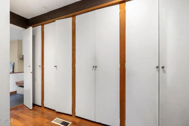 4639 El Camino Corto, La Canada Flintridge, CA 91011