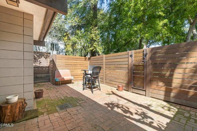 4639 El Camino Corto, La Canada Flintridge, CA 91011