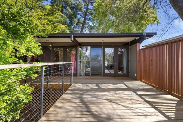 4639 El Camino Corto, La Canada Flintridge, CA 91011