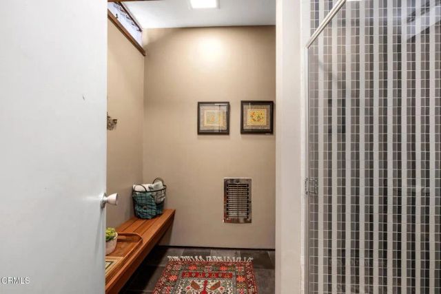 4639 El Camino Corto, La Canada Flintridge, CA 91011