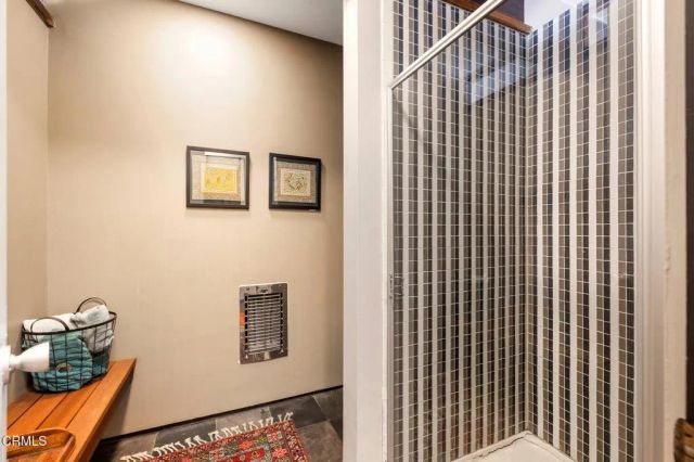 4639 El Camino Corto, La Canada Flintridge, CA 91011