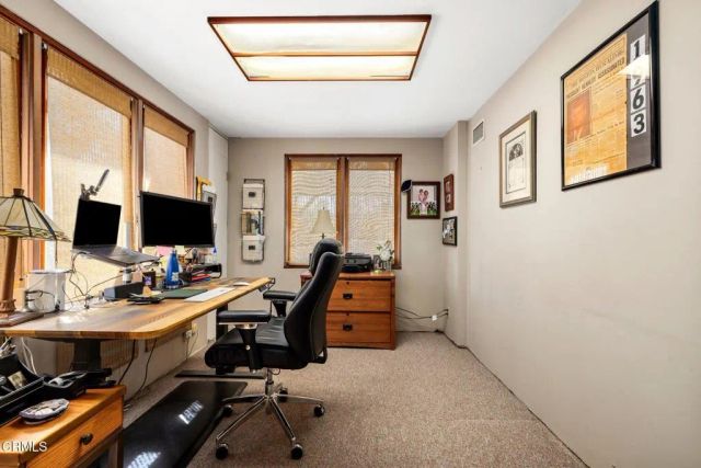 4639 El Camino Corto, La Canada Flintridge, CA 91011