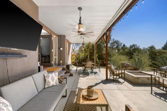 4639 El Camino Corto, La Canada Flintridge, CA 91011