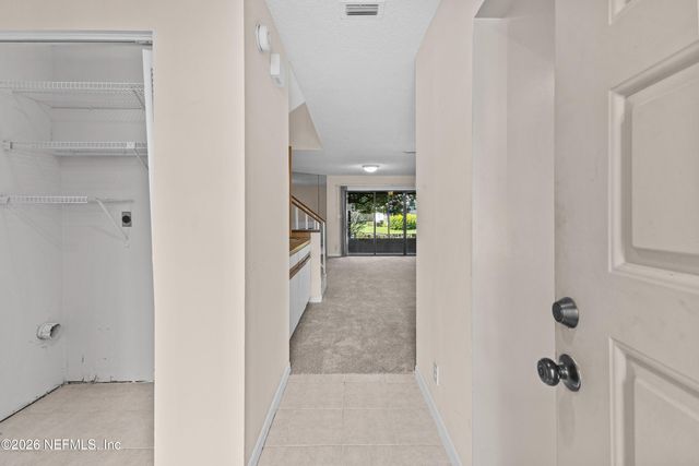 7701 BAYMEADOWS Circle W 1085, Jacksonville, FL 32256