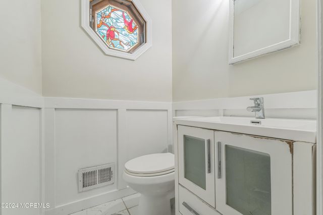 1052 Bell Street, Toms River, NJ 08753