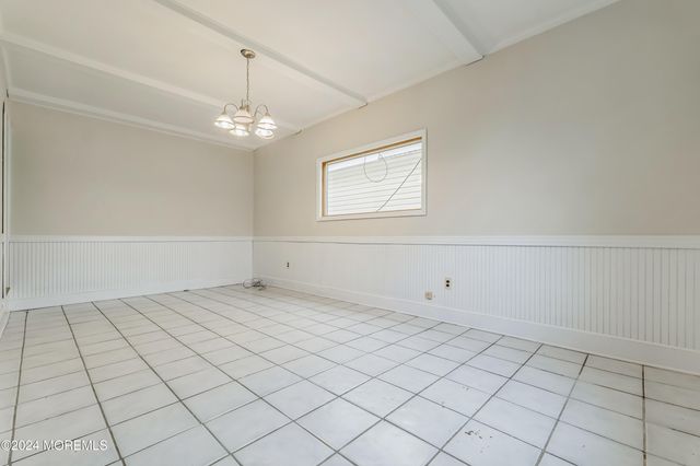 1052 Bell Street, Toms River, NJ 08753