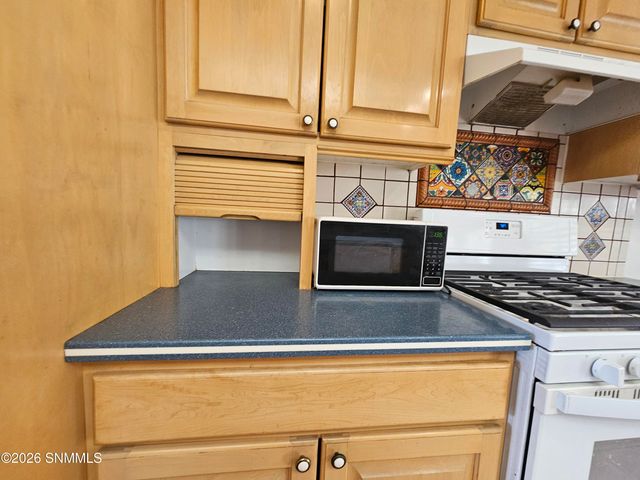 1608 Regal Ridge, Las Cruces, NM 88011