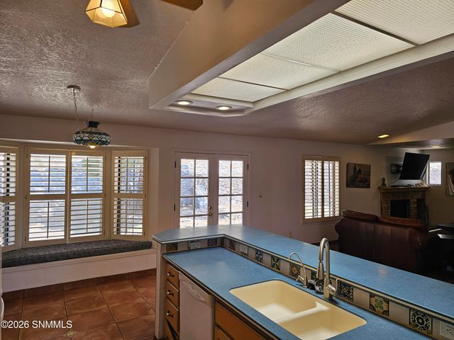 1608 Regal Ridge, Las Cruces, NM 88011