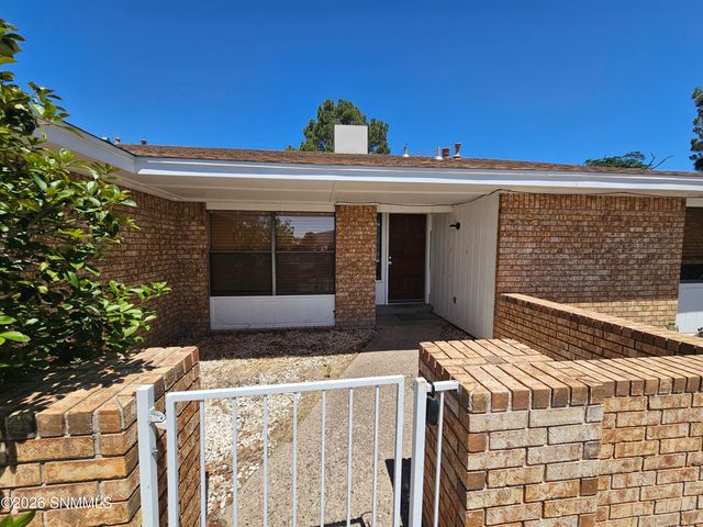 1608 Regal Ridge, Las Cruces, NM 88011