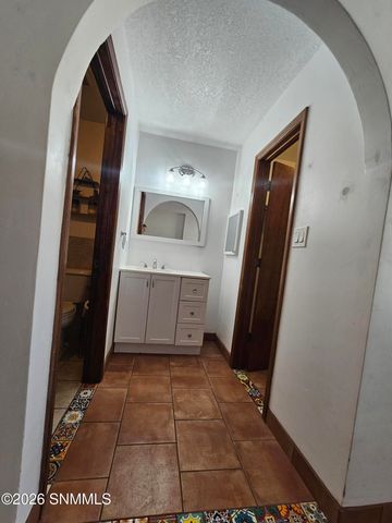 1608 Regal Ridge, Las Cruces, NM 88011