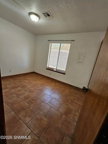 1608 Regal Ridge, Las Cruces, NM 88011
