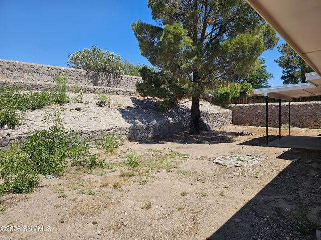 1608 Regal Ridge, Las Cruces, NM 88011