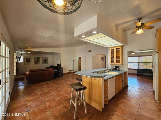 1608 Regal Ridge, Las Cruces, NM 88011
