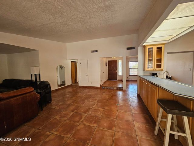 1608 Regal Ridge, Las Cruces, NM 88011