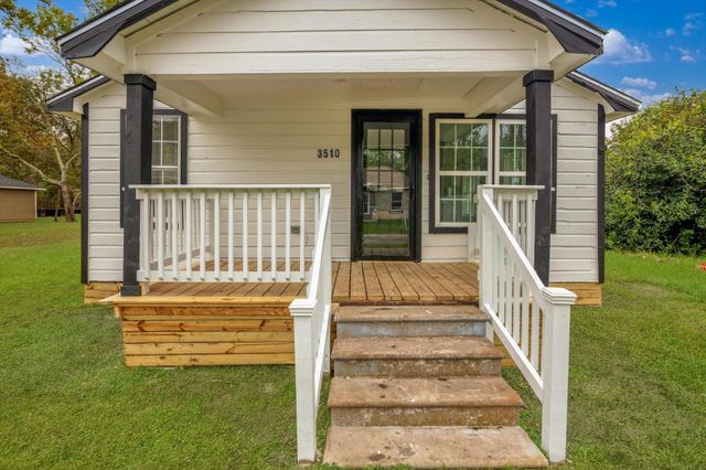 3510 Brooks Street, Dayton, TX 77535