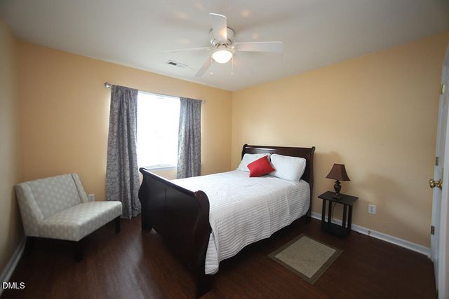 4608 Six Siblings Circle, Raleigh, NC 27610