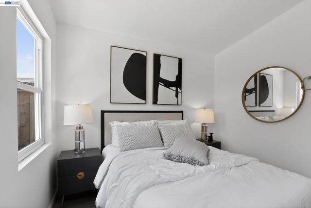 1664 Tulane, East Palo Alto, CA 94303