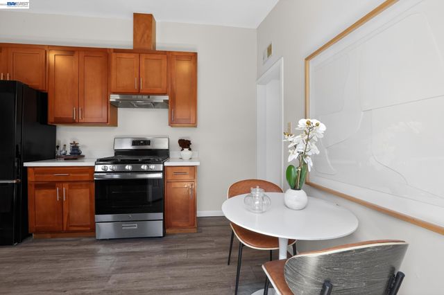 1664 Tulane, East Palo Alto, CA 94303