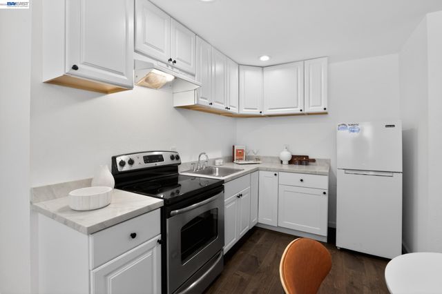 1664 Tulane, East Palo Alto, CA 94303