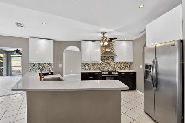 3902 SE 2ND PLACE, Cape Coral, FL 33904