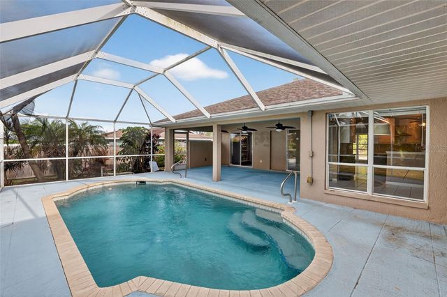 3902 SE 2ND PLACE, Cape Coral, FL 33904