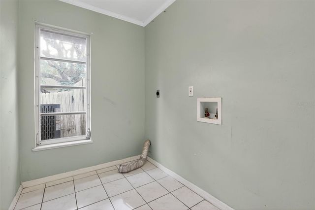 3902 SE 2ND PLACE, Cape Coral, FL 33904