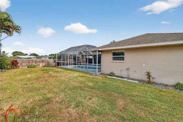 3902 SE 2ND PLACE, Cape Coral, FL 33904
